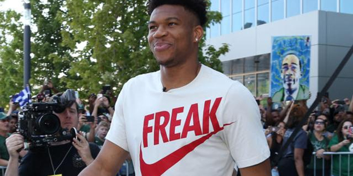 的那副眼镜 的那副眼镜