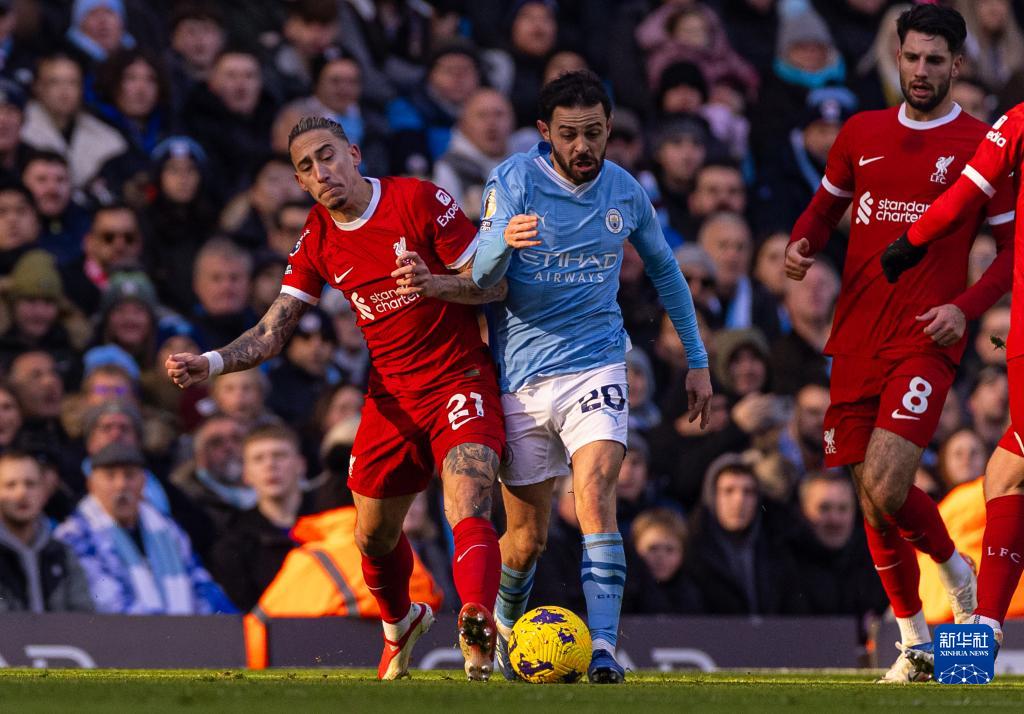 为什么三垒手在防守强拉型打者时需要采取极致深位