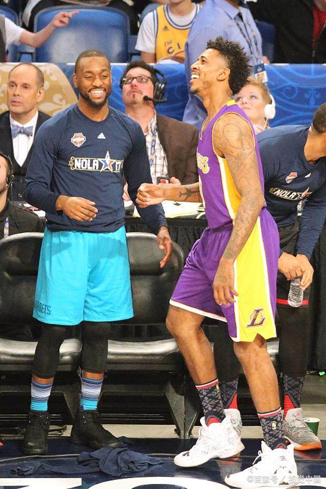 这属于设计 这属于设计